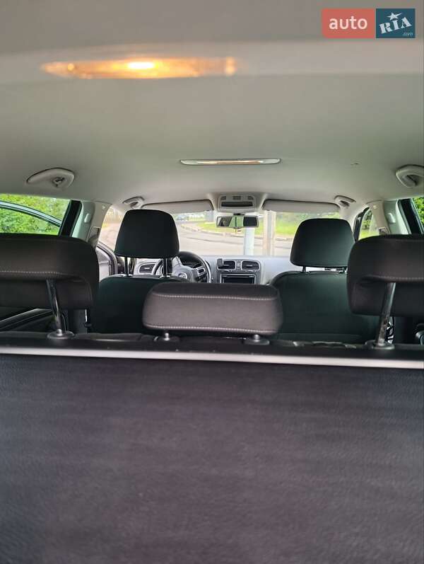 Универсал Volkswagen Golf 2012 в Киеве