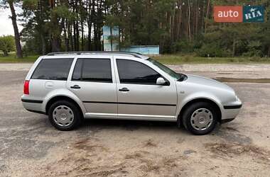 Универсал Volkswagen Golf 2001 в Кременце