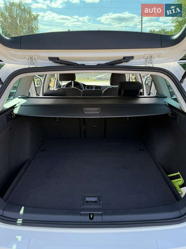 Універсал Volkswagen Golf 2017 в Харкові фото 40 Універсал Volkswagen Golf 2017 в Харкові