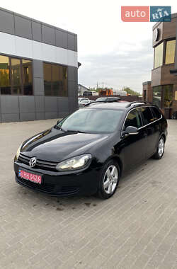 Универсал Volkswagen Golf 2012 в Ровно