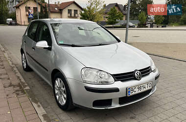 Хетчбек Volkswagen Golf 2003 в Львові