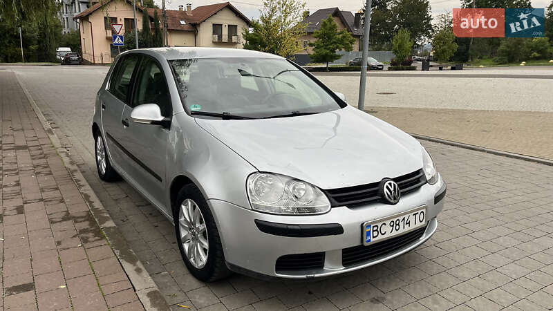 Volkswagen Golf 2003