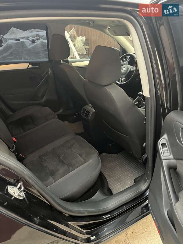 Хетчбек Volkswagen Golf 2009 в Береговому