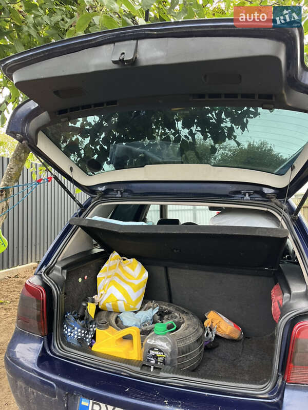 Хетчбек Volkswagen Golf 1999 в Шепетівці