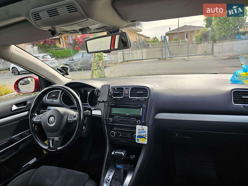 Універсал Volkswagen Golf 2010 в Кривому Розі