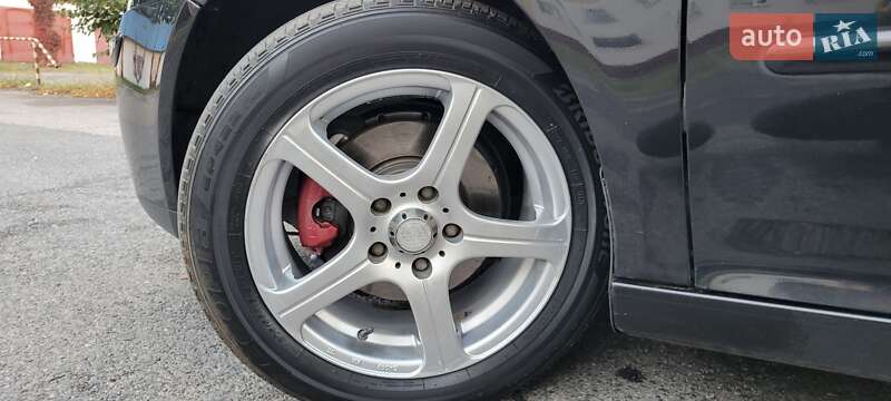 Хетчбек Volkswagen Golf 2007 в Лубнах