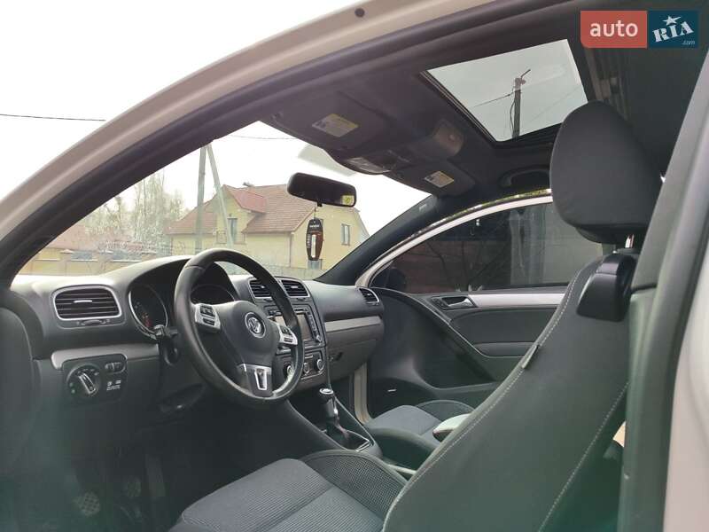 Хетчбек Volkswagen Golf 2011 в Ковелі