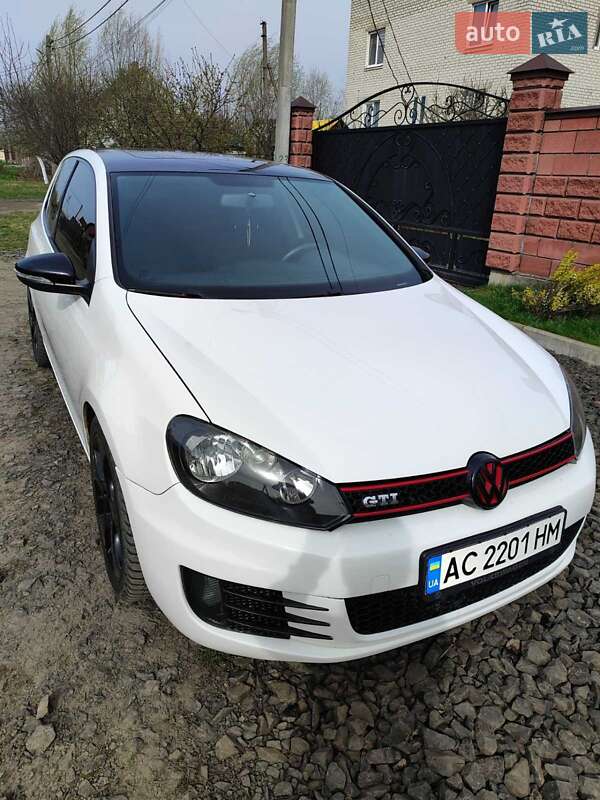 Хетчбек Volkswagen Golf 2011 в Ковелі