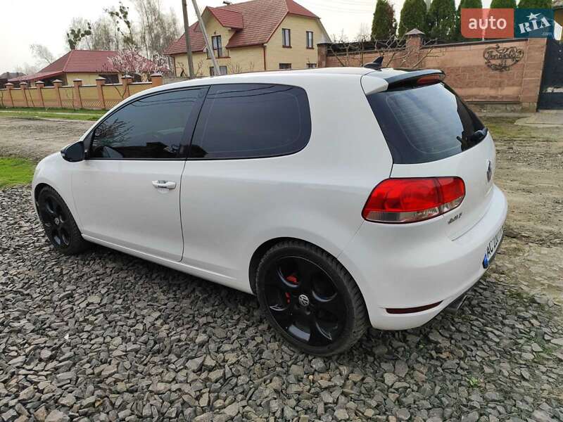 Хетчбек Volkswagen Golf 2011 в Ковелі