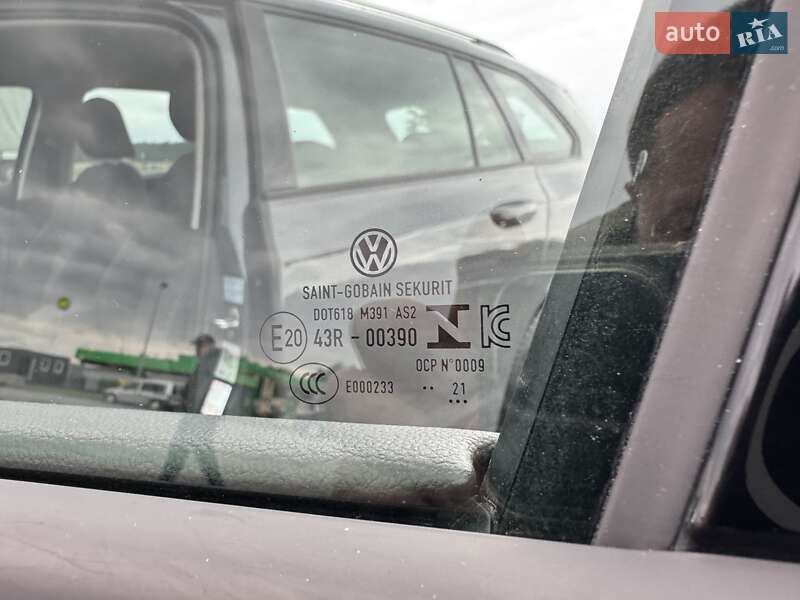 Універсал Volkswagen Golf 2021 в Радивиліві