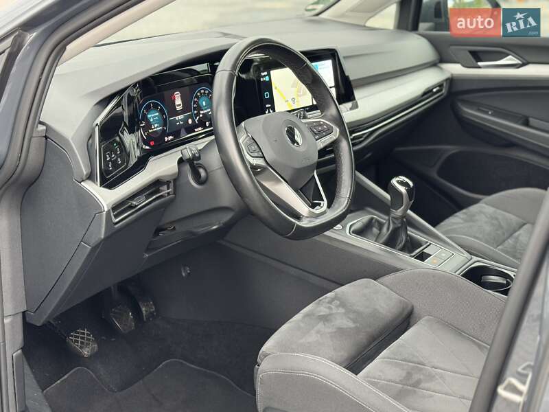 Універсал Volkswagen Golf 2021 в Радивиліві