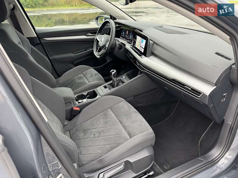 Універсал Volkswagen Golf 2021 в Радивиліві
