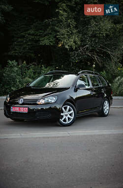 Універсал Volkswagen Golf 2011 в Бурштині