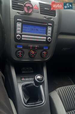 Хэтчбек Volkswagen Golf 2007 в Мукачево