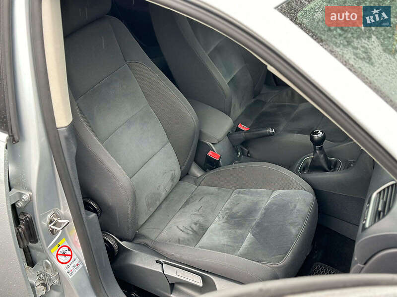 Універсал Volkswagen Golf 2010 в Вінниці