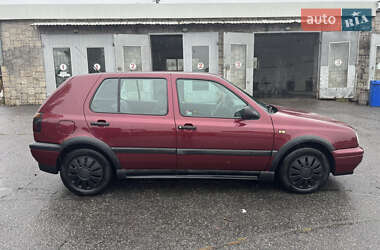 Хэтчбек Volkswagen Golf 1997 в Виннице