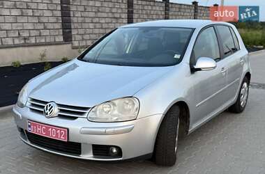 Хэтчбек Volkswagen Golf 2007 в Чернигове