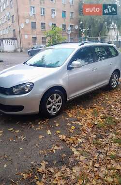 Универсал Volkswagen Golf 2011 в 
