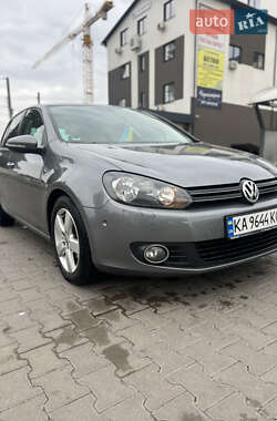 Хетчбек Volkswagen Golf 2010 в Києві