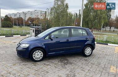 Хетчбек Volkswagen Golf 2007 в Харкові
