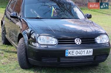 Хетчбек Volkswagen Golf 2001 в Васильківці