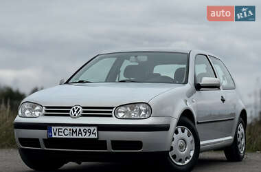 Хэтчбек Volkswagen Golf 2001 в Дрогобыче