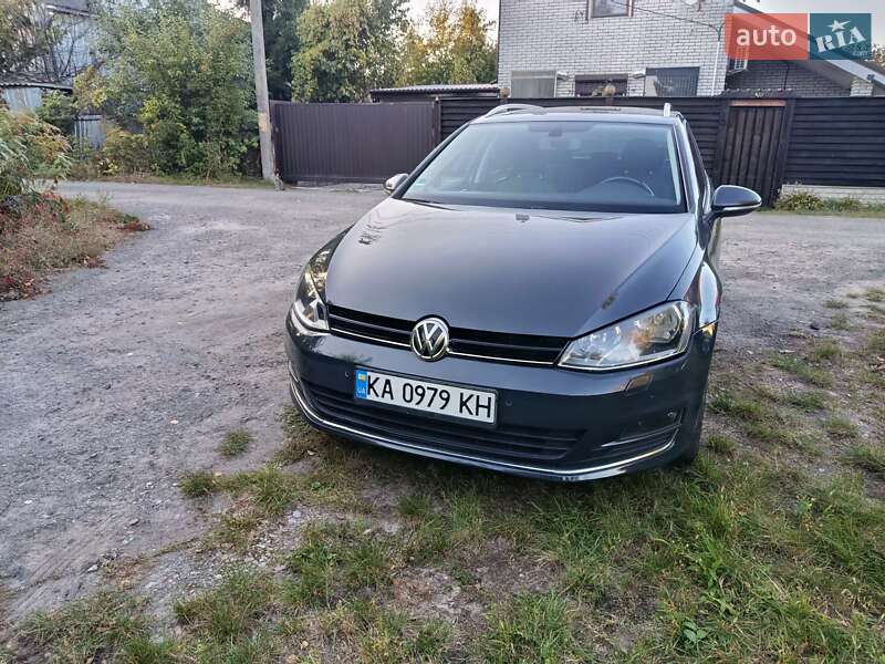 Універсал Volkswagen Golf 2016 в Києві