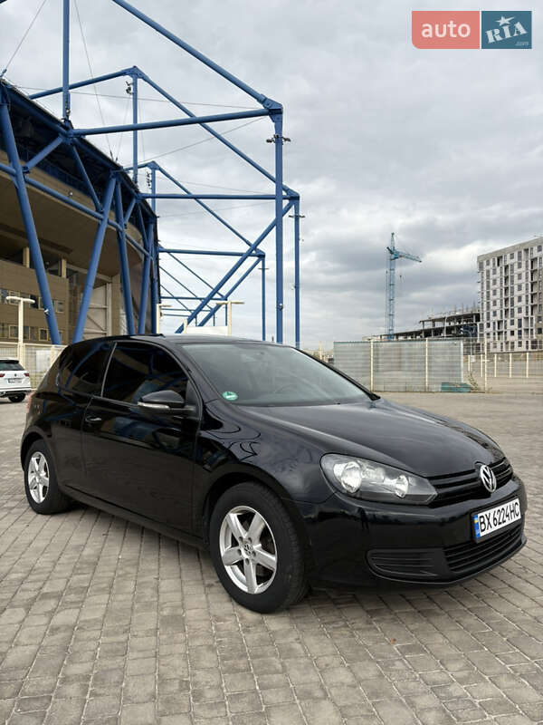 Хетчбек Volkswagen Golf 2010 в Харкові