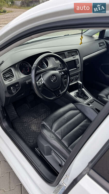 Універсал Volkswagen Golf 2014 в Косові