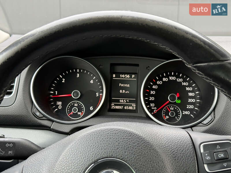 Універсал Volkswagen Golf 2011 в Львові