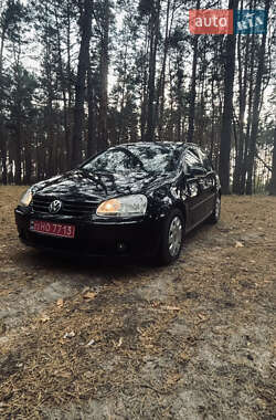 Хэтчбек Volkswagen Golf 2006 в Солоницевке Хэтчбек Volkswagen Golf 2006 в Солоницевке