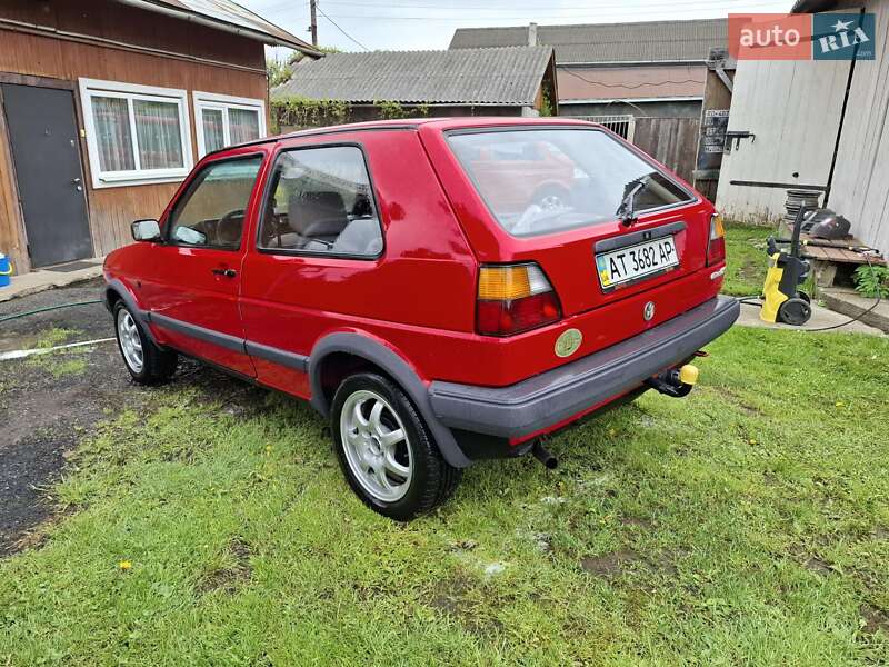 Хетчбек Volkswagen Golf 1987 в Долині