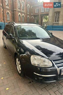 Универсал Volkswagen Golf 2009 в Сумах