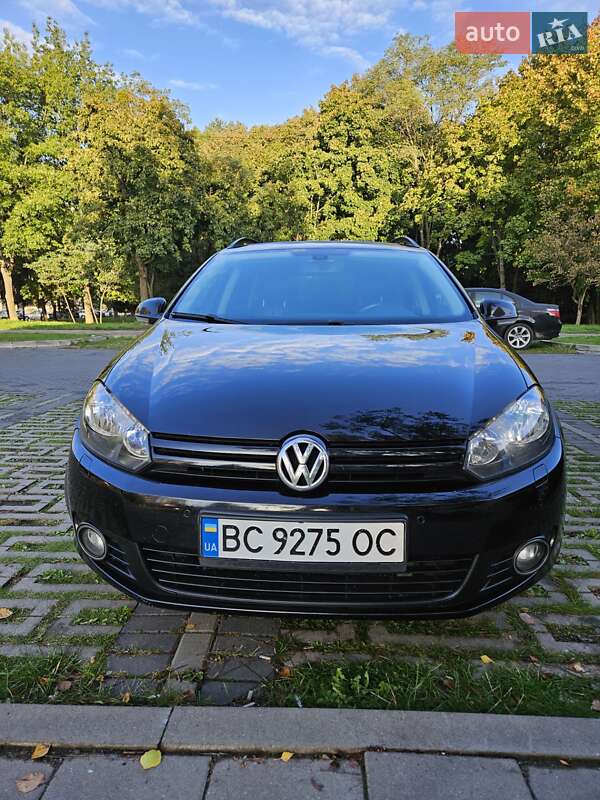 Универсал Volkswagen Golf 2013 в 