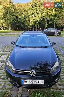 Универсал Volkswagen Golf 2013 в 