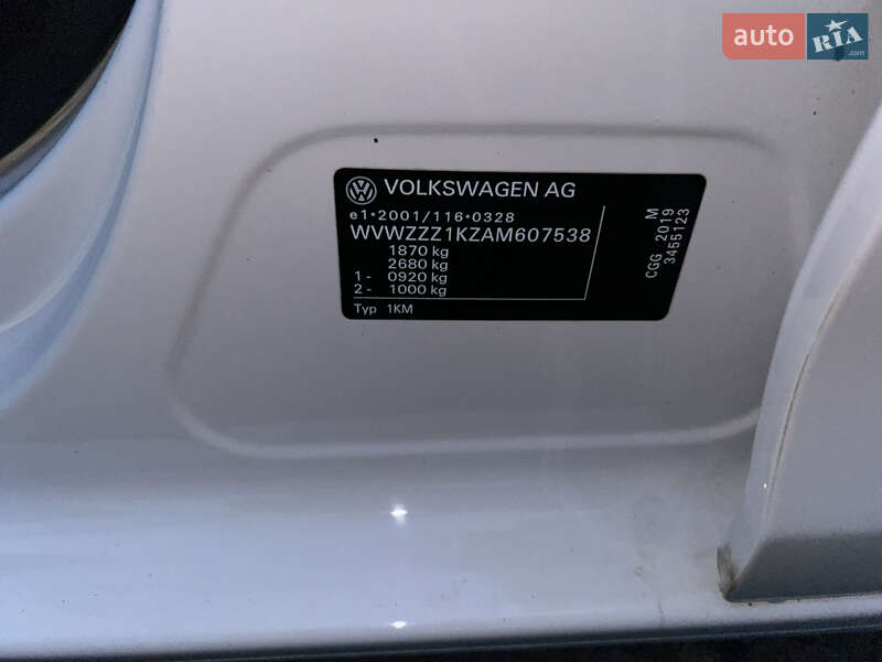 Універсал Volkswagen Golf 2010 в Чернігові