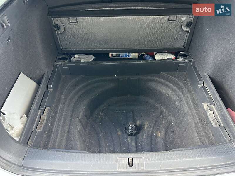 Универсал Volkswagen Golf 2013 в Киеве