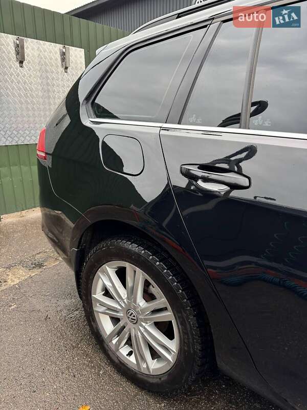 Универсал Volkswagen Golf 2015 в Переяславе