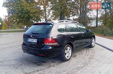 Универсал Volkswagen Golf 2010 в 