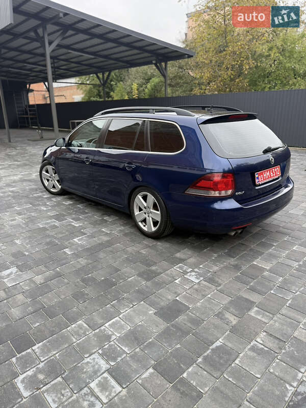 Універсал Volkswagen Golf 2010 в Хмельницькому