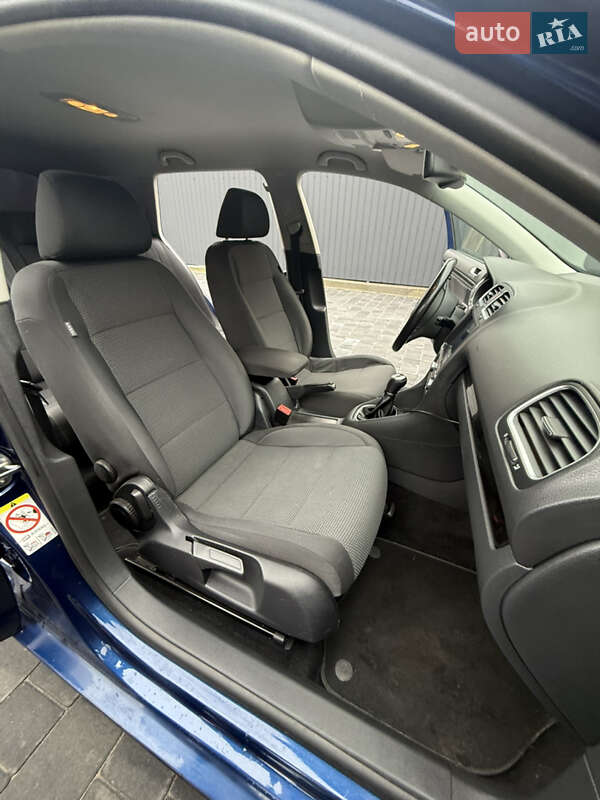 Універсал Volkswagen Golf 2010 в Хмельницькому