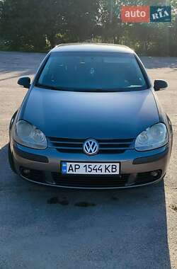 Хетчбек Volkswagen Golf 2008 в Запоріжжі