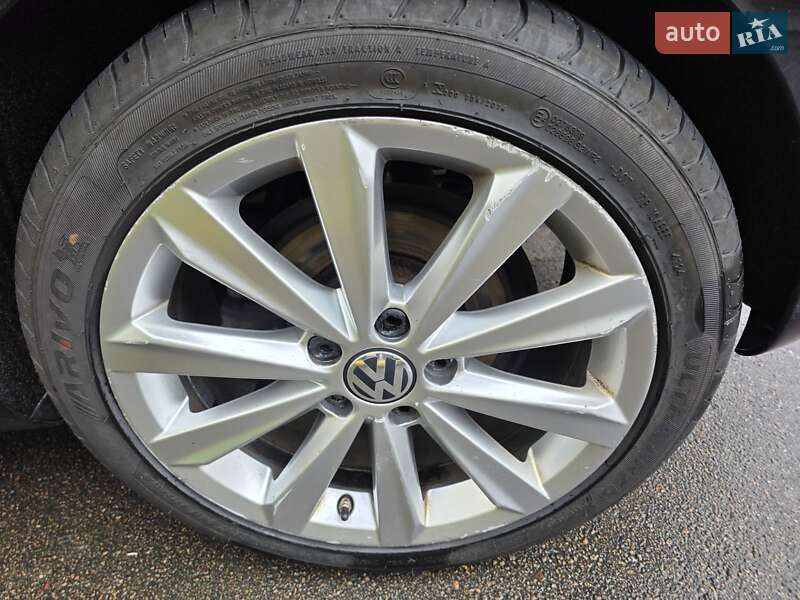 Хэтчбек Volkswagen Golf 2013 в Киеве фото 21 Хэтчбек Volkswagen Golf 2013 в Киеве