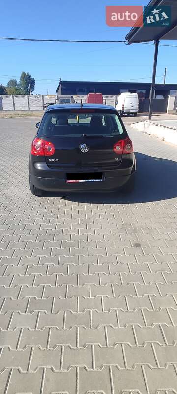 Хетчбек Volkswagen Golf 2008 в Житомирі
