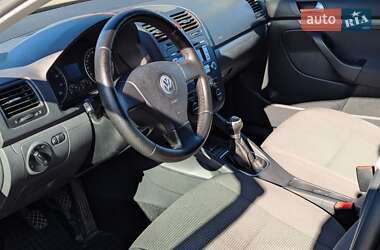 Універсал Volkswagen Golf 2007 в  фото 7 Універсал Volkswagen Golf 2007 в