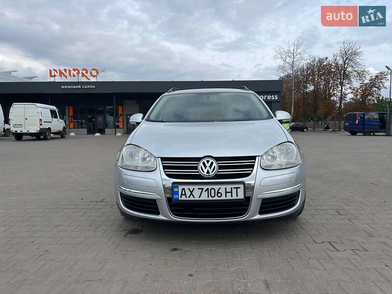 Универсал Volkswagen Golf 2009 в Первомайске