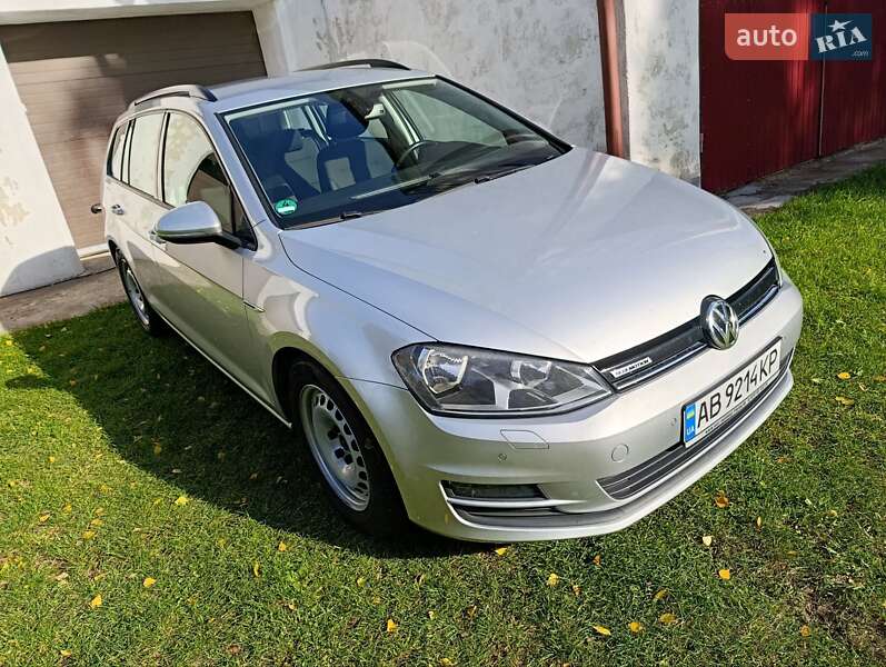 Універсал Volkswagen Golf 2015 в Летичіві