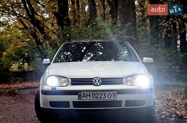 Хэтчбек Volkswagen Golf 2001 в  фото 7 Хэтчбек Volkswagen Golf 2001 в