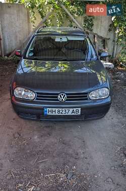 Универсал Volkswagen Golf 2001 в Киеве
