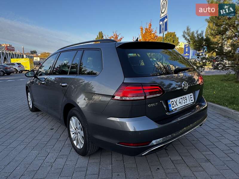 Універсал Volkswagen Golf 2019 в Хмельницькому